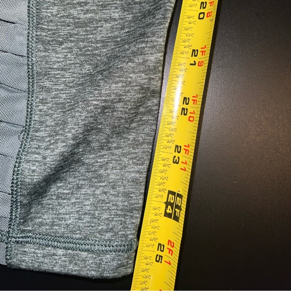 Aerie High Waisted Ruffle Side 25” L Leggings in Olive Green Size Medium EUC - Picture 8 of 8